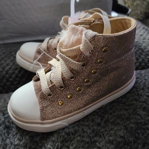 NWOT Girls Sparkly Hightop Sneakers
